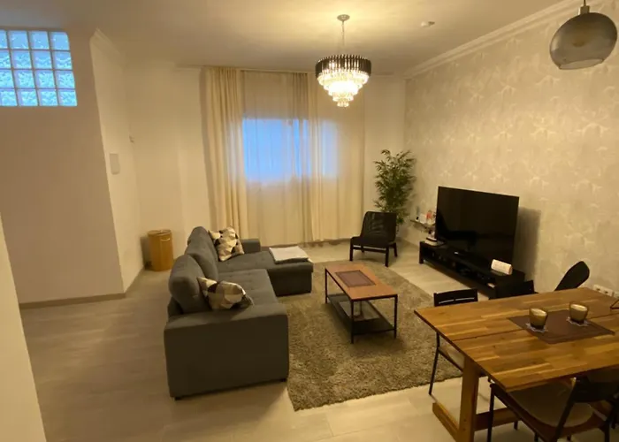 公寓 The Pearl - Your Stylish Cozy And Modern Flat,in The Heart Of South Tenerife,just 3 Minutes From And Natural Pools Alcalá la Real